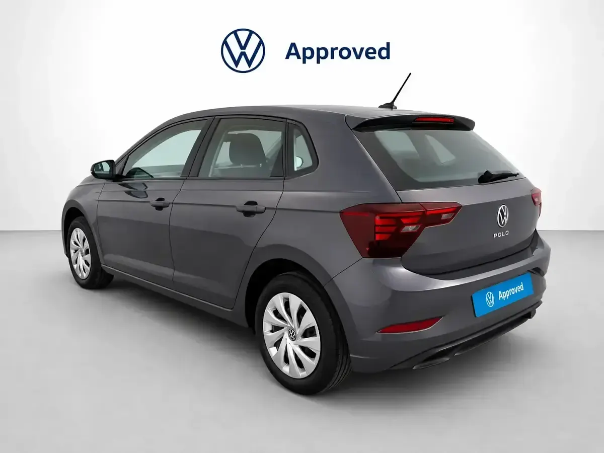 Usado VW Polo 95 CV (69 kW) 2022 Gris Utilitario