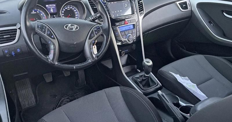 Usado Hyundai i30 135 CV (99 kW) 2013