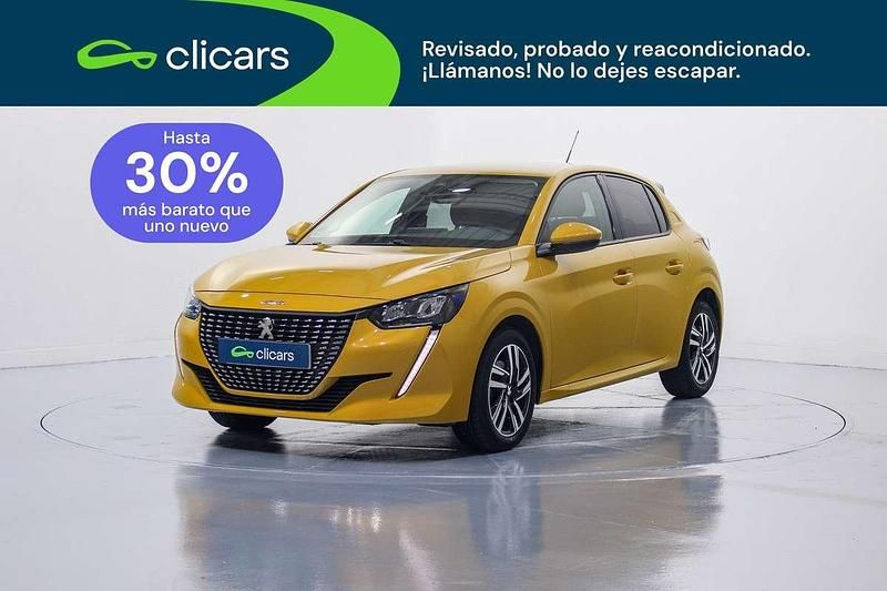 Usado Peugeot 208 Allure 102 CV (75 kW) 2021 Amarillo Utilitario