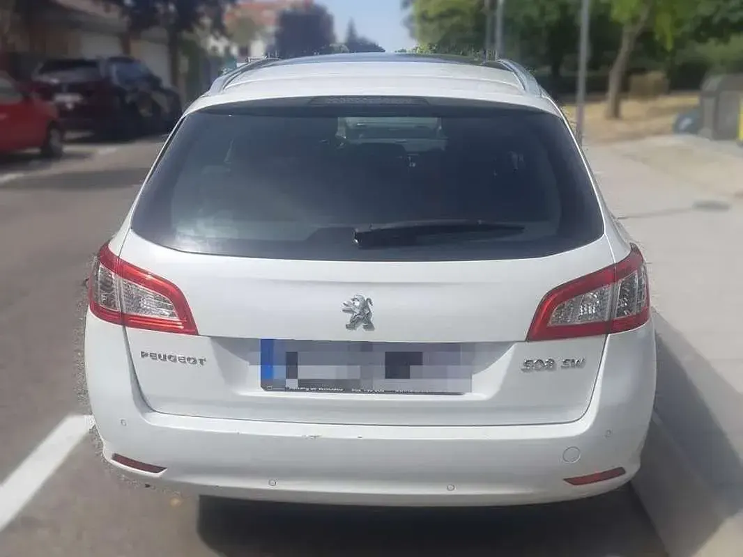Usado Peugeot 508 SW Active 140 CV (102 kW) 2014 Blanco Familiar