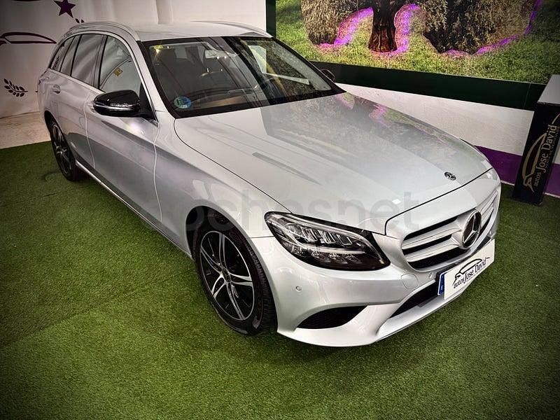 Usado Mercedes C200 184 CV (135 kW) 2020 Gris / plata Familiar