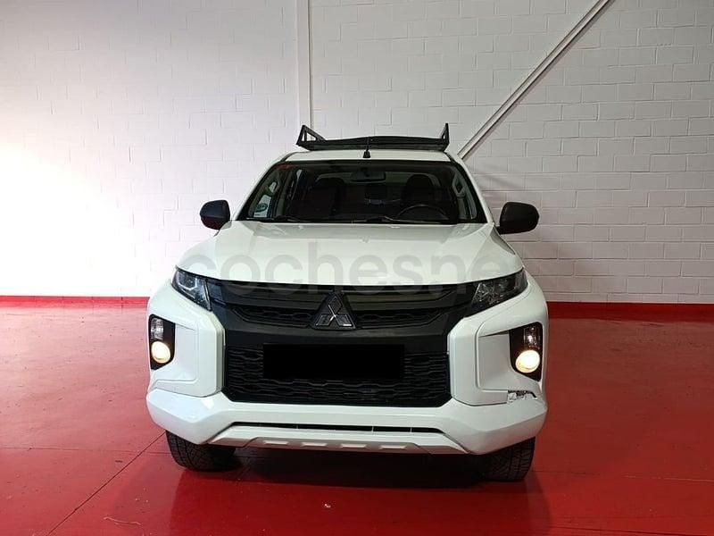 Usado Mitsubishi L200 150 CV (110 kW) 2021 Blanco Recogida