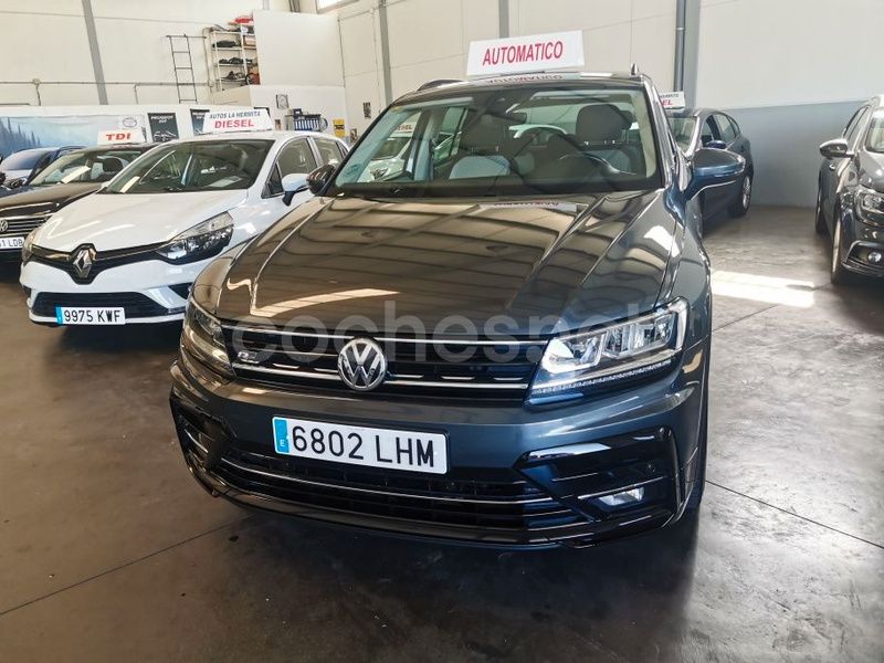 Gris / plata Usado 2020 VW Tiguan R-line SUV | 27.500 € (Precio justo) - Imagen 1/4