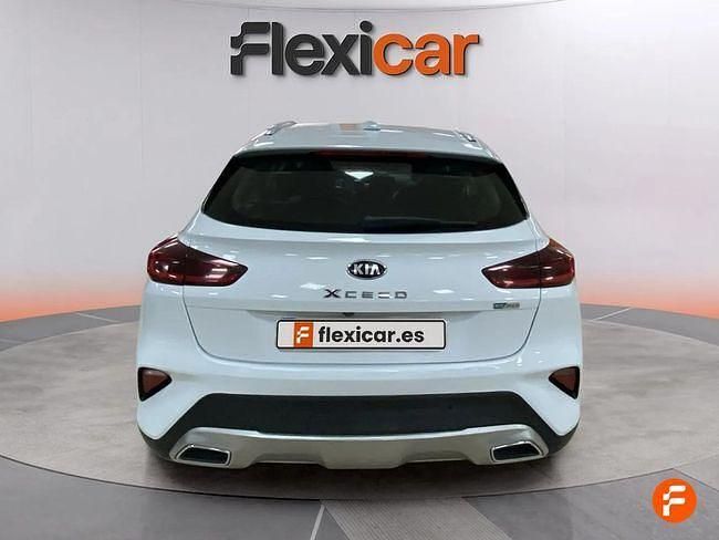 Usado Kia XCeed 141 CV (103 kW) 2021 Blanco SUV