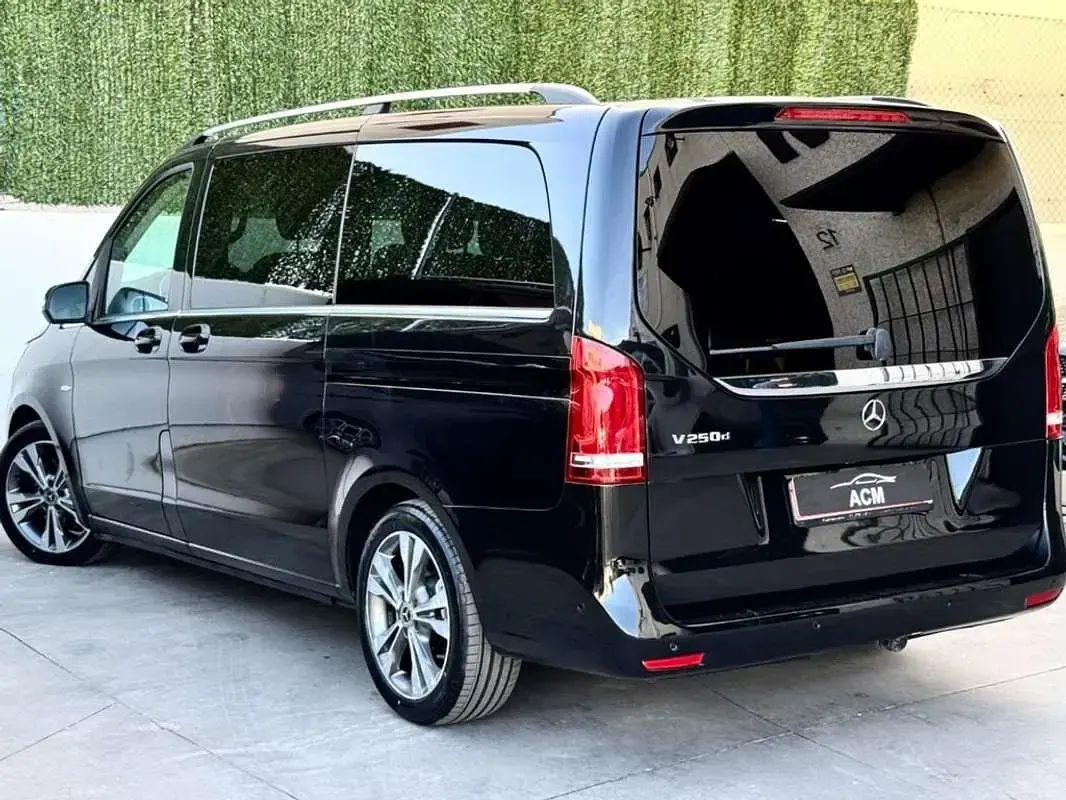 Usado Mercedes V250 Avantgarde 204 CV (150 kW) 2016 Negro Monovolumen