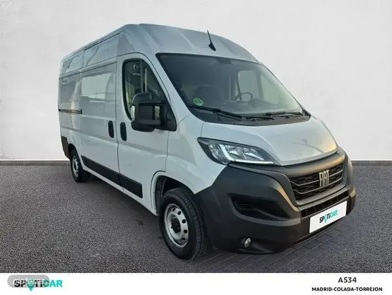 Usado Fiat Ducato 140 CV (102 kW) 2023 Blanco Van