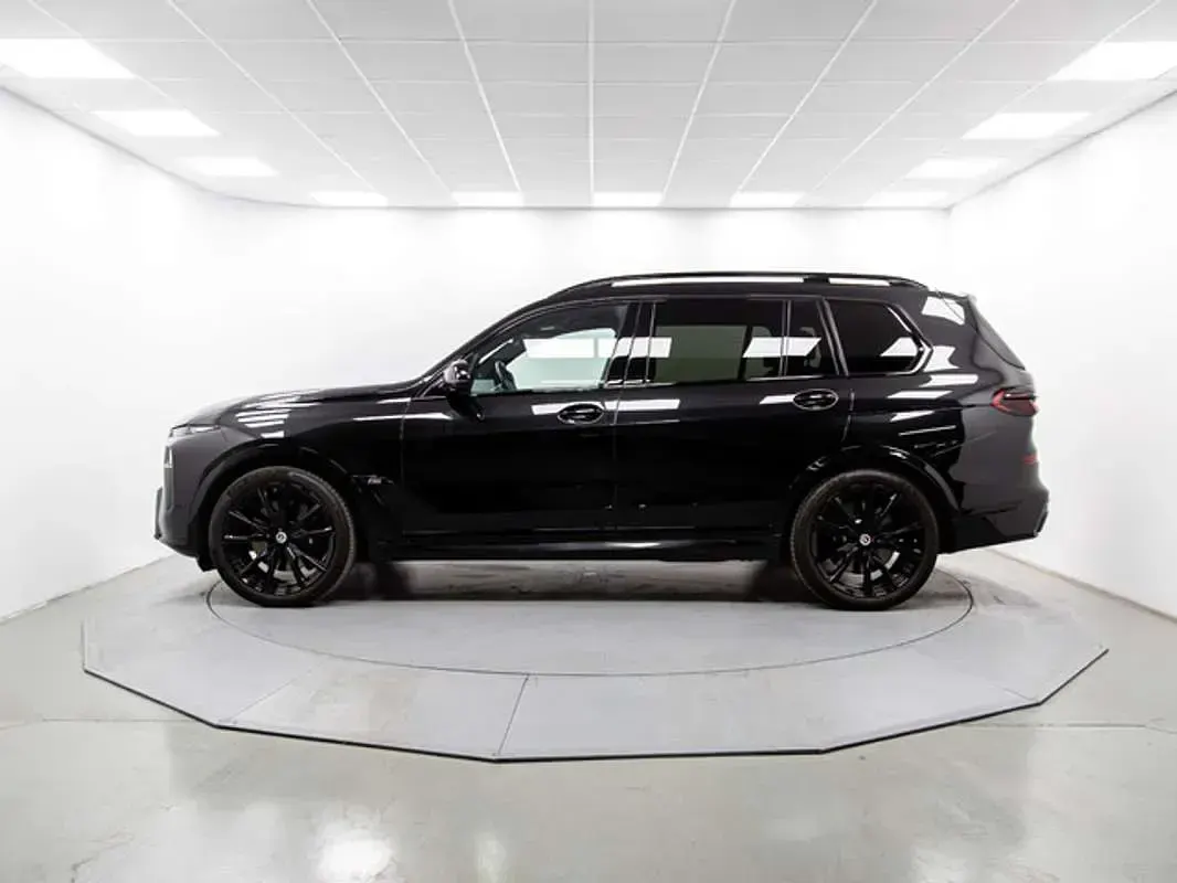 Usado BMW X7 530 CV (389 kW) 2023 Negro SUV