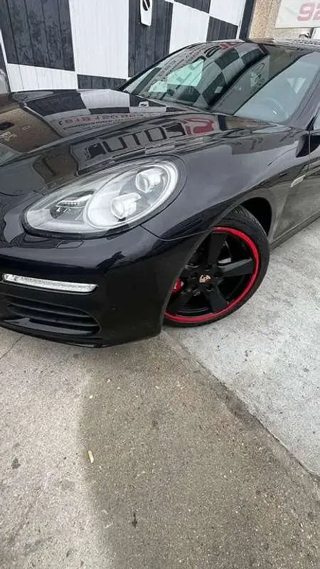 Usado Porsche Panamera 300 CV (220 kW) 2014 Negro Utilitario