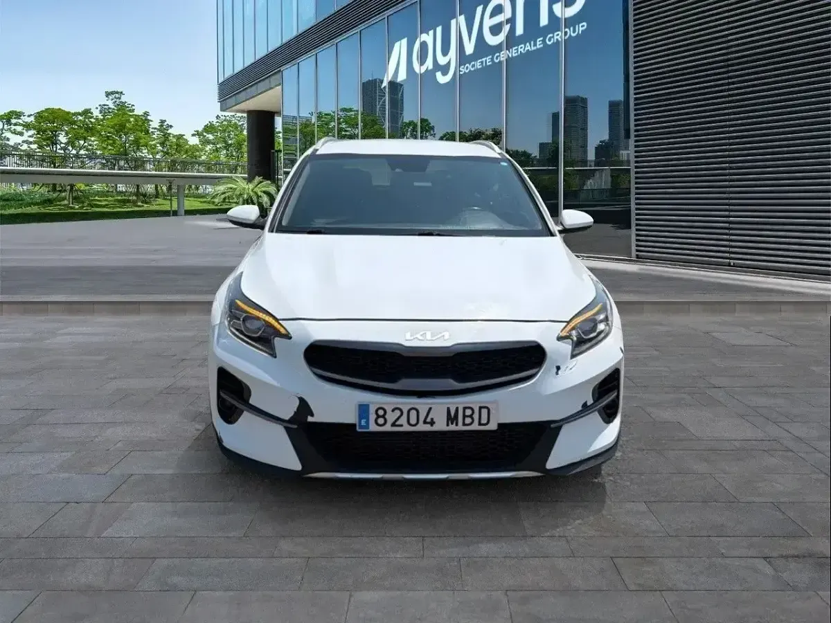 Usado Kia XCeed 120 CV (88 kW) 2022 Blanco SUV