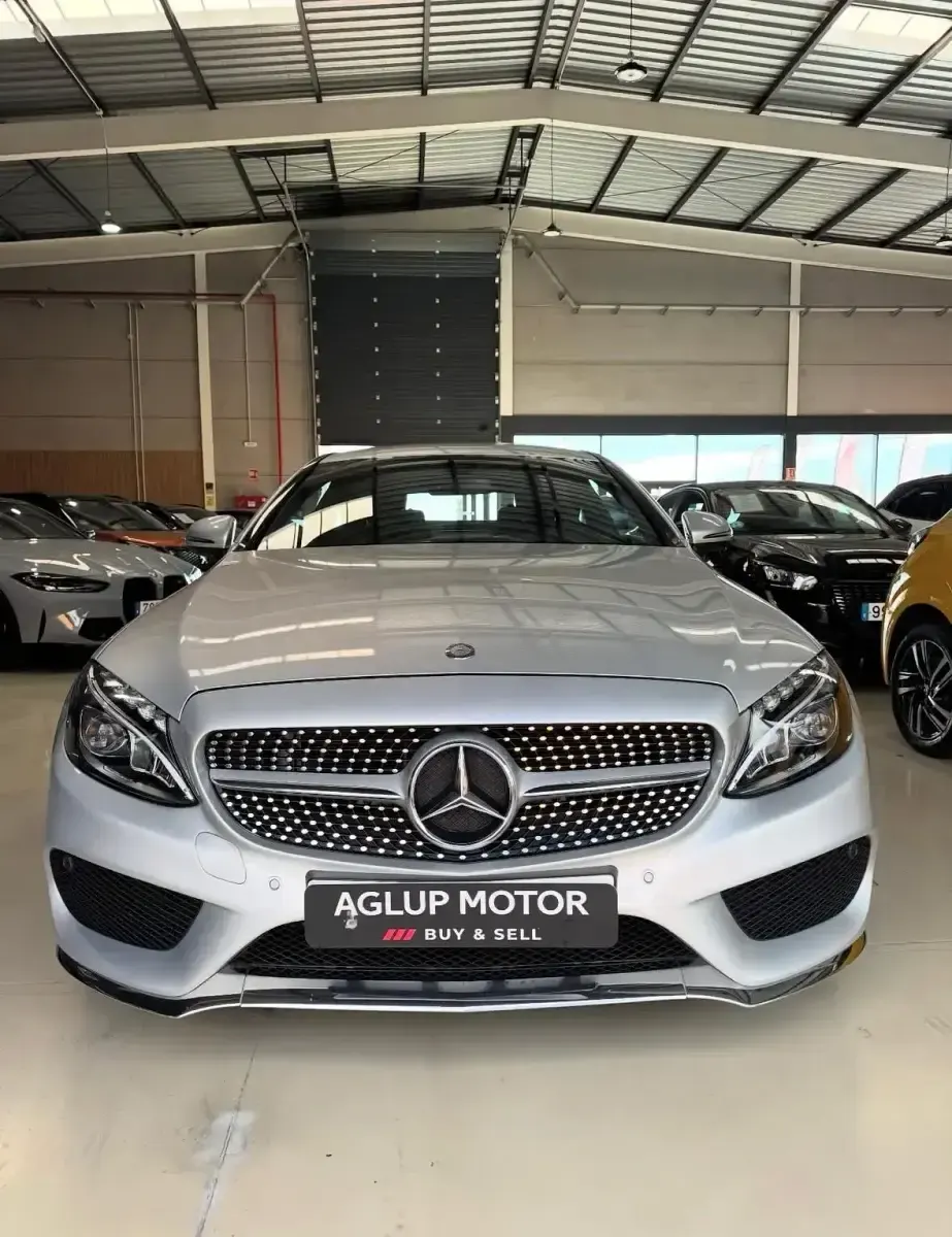 Usado Mercedes C220 170 CV (125 kW) 2016 Gris Berlina