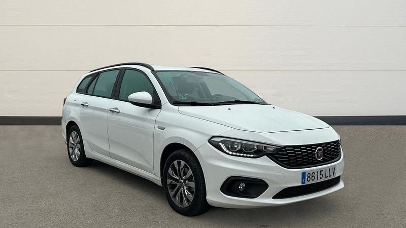 Blanco Usado 2020 Fiat Tipo Lounge Familiar | 13.800 € (Precio justo) - Imagen 1/4