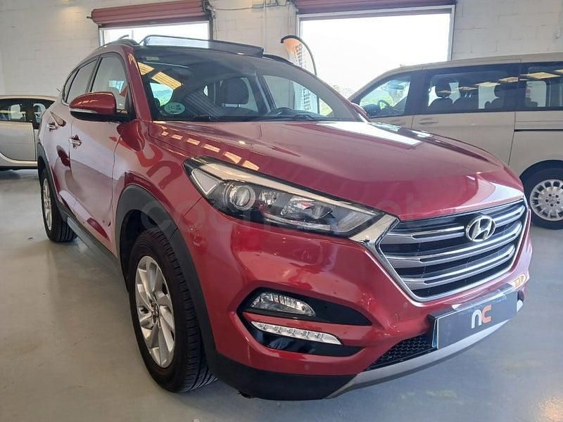 Usado Hyundai Tucson 115 CV (84 kW) 2016 Rojo SUV
