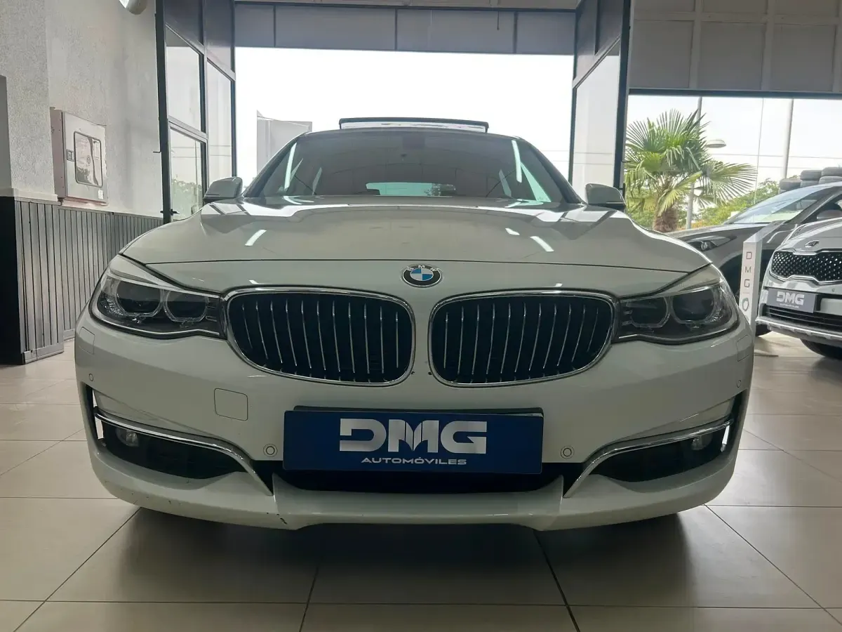 Usado BMW 320 Gran Turismo Luxury Line 190 CV (139 kW) 2015 Blanco Coupe