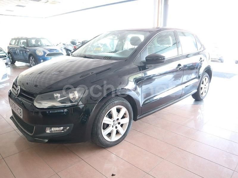 Usado VW Polo Advance 90 CV (66 kW) 2012 Negro Berlina