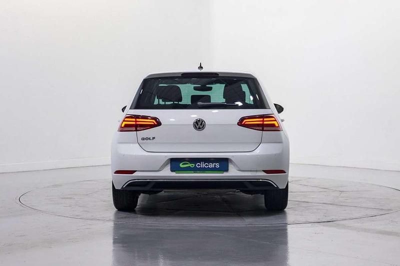 Usado VW Golf VII Advance 116 CV (85 kW) 2019 Blanco Utilitario
