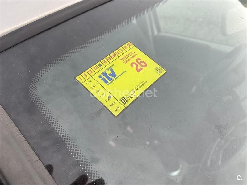 Gris / plata Usado 2005 Renault Modus Expression Monovolumen | 3000 € (Precio justo) - Imagen 1/4