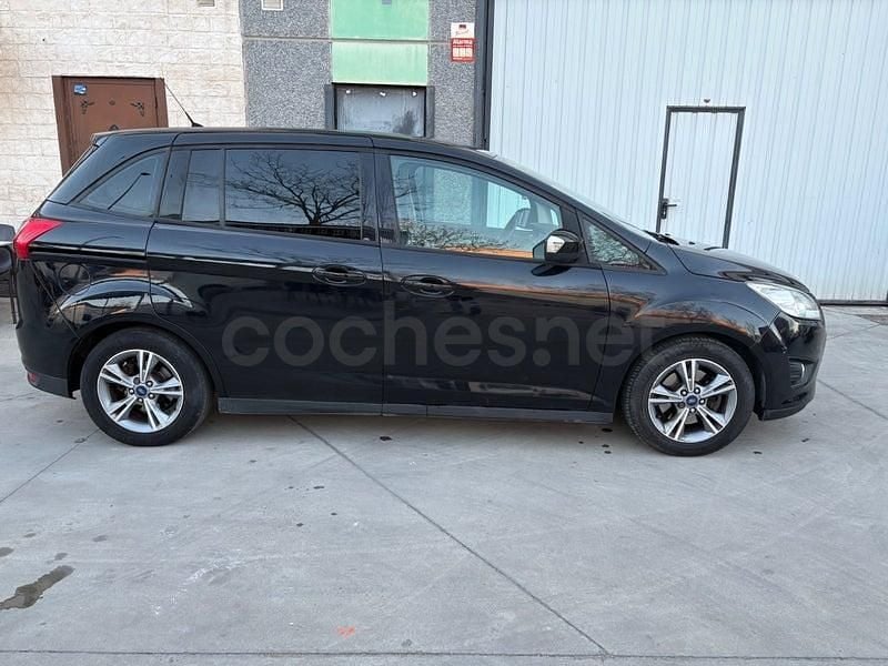 Usado Ford Grand C-Max 125 CV (91 kW) 2014 Negro Monovolumen