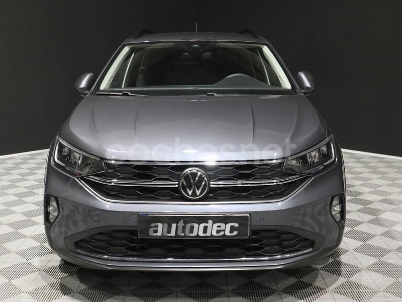 Usado VW Taigo Life 110 CV (80 kW) 2023 Gris / plata SUV