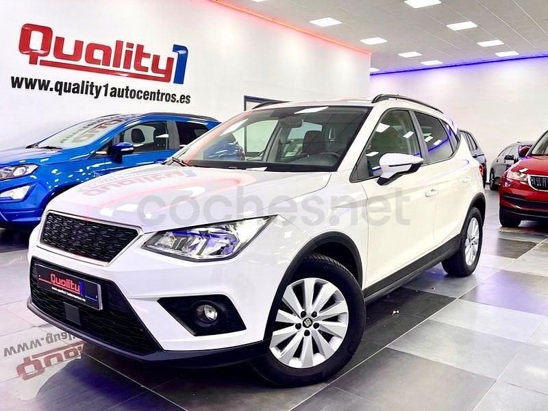 Usado Seat Arona Ecomotive 115 CV (84 kW) 2019 Blanco SUV