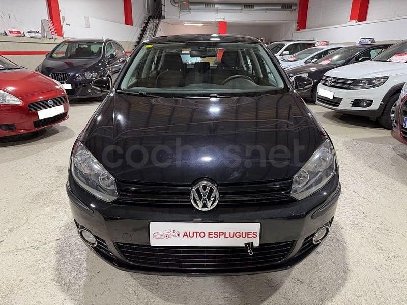 Usado VW Golf VII Advance 105 CV (77 kW) 2012 Negro Berlina