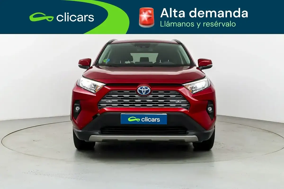 Używany Toyota RAV4 Hybrid Advance 218 KM (160 kW) 2022 Czerwony SUV