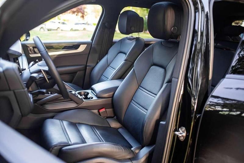 Usado Porsche Cayenne 470 CV (345 kW) 2023 Negro SUV