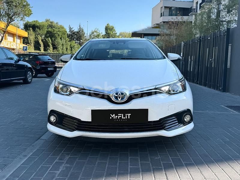 Blanco Usado 2017 Toyota Auris Hybrid Active Berlina | 10.999 € (Buen precio) - Imagen 1/4