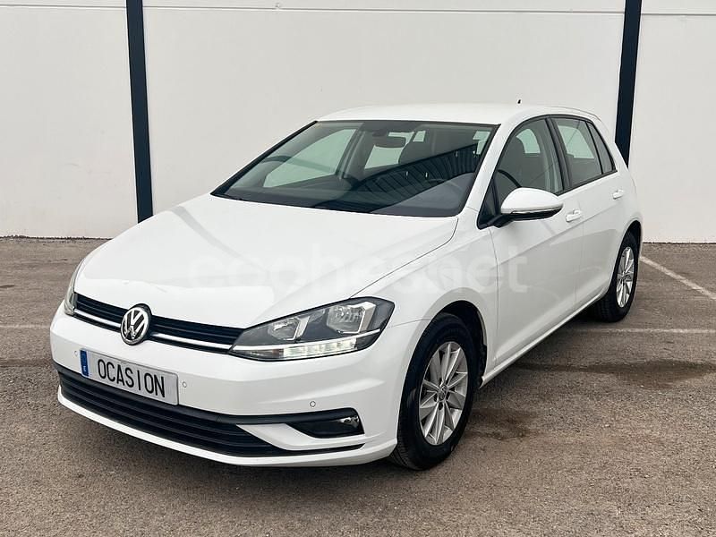 Blanco Usado 2020 VW Golf VII Advance Berlina | 14.450 € (Precio justo) - Imagen 1/4