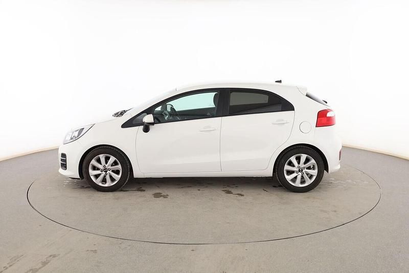 Usado Kia Rio 85 CV (62 kW) 2016 Blanco Utilitario