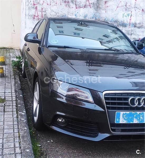 Usado Audi A4 S-Line 160 CV (117 kW) 2009 Gris / plata Familiar