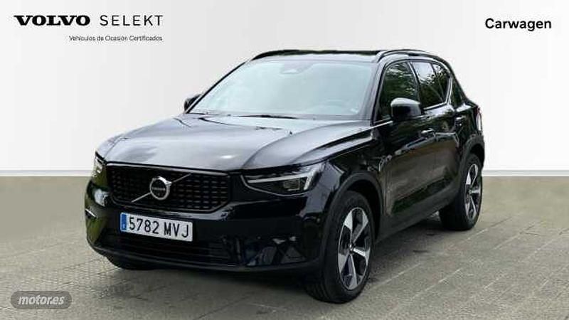 Negro Usado 2024 Volvo XC40 Plus SUV | 39.900 € (Precio justo) - Imagen 1/4