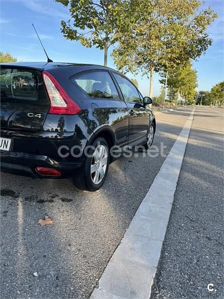 Begagnad Citroën C4 90 HK (66 kW) 2008 Svart Sedan