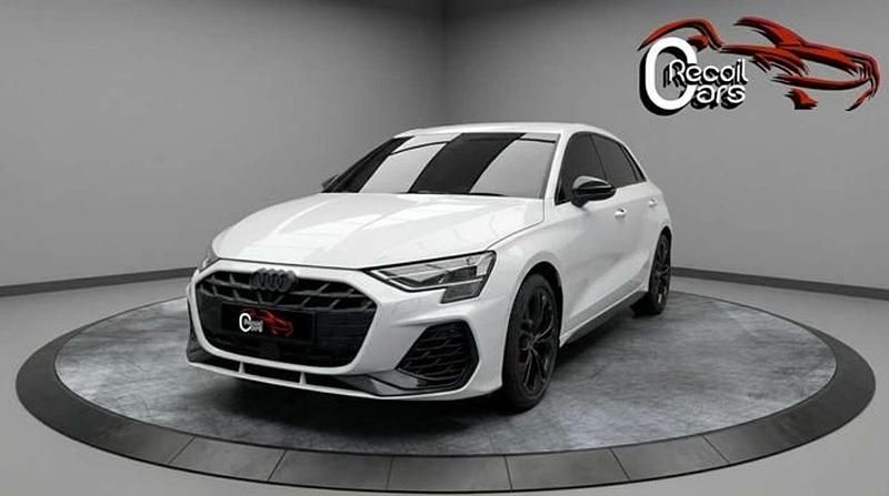 Usado Audi A3 Sport 314 CV (230 kW) 2025 Negro Berlina