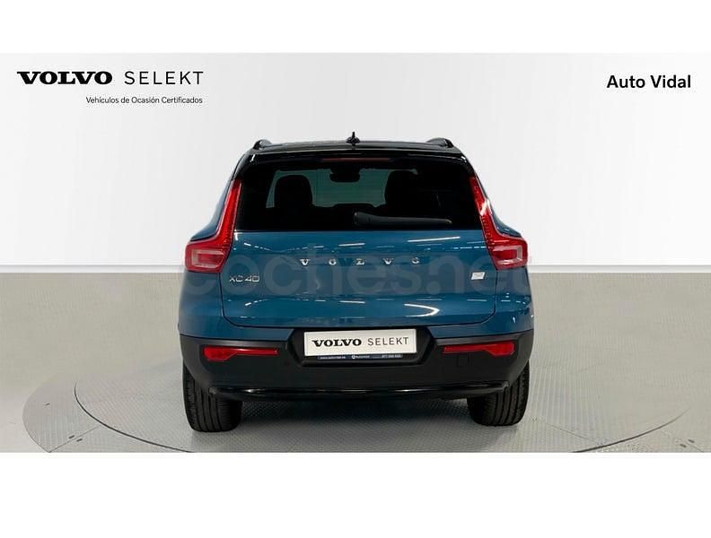 Usado Volvo XC40 Plus 300 kW (408 CV) 2023 Azul SUV