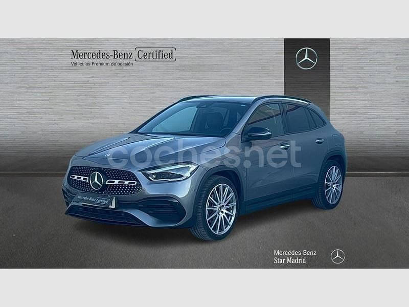 Gris / plateado Usado 2022 Mercedes GLA220 AMG line SUV | 40.490 € (Precio justo) - Imagen 1/4