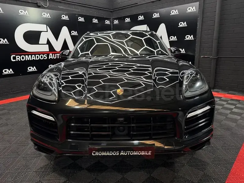 Usado Porsche Cayenne Platinum Edition 462 CV (339 kW) 2023 Negro SUV