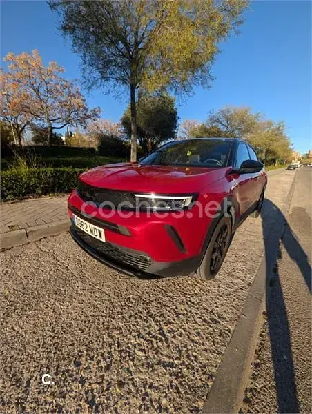 Käytetty Opel Mokka GS Line 110 HP (80 kW) 2023 Punainen Katumaasturi