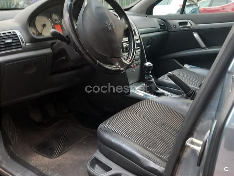 Usado Peugeot 407 Sport 136 CV (100 kW) 2004 Gris / plata Berlina
