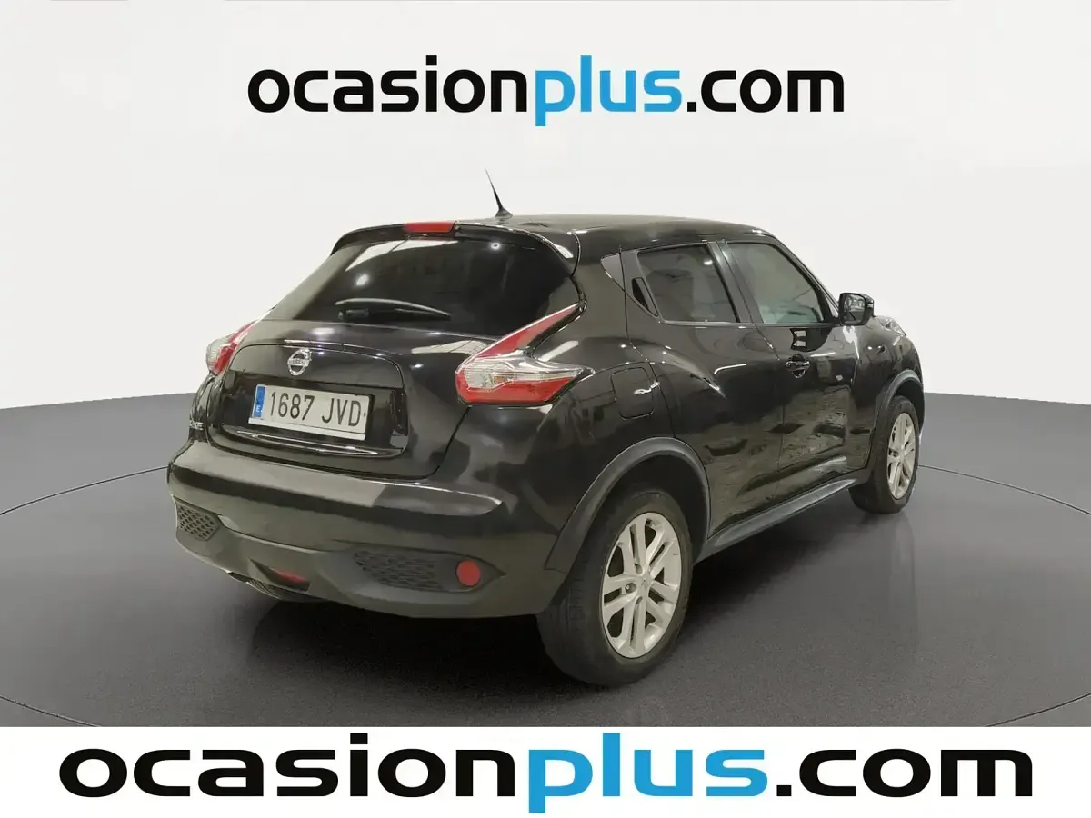 Usado Nissan Juke Acenta 115 HP (84 kW) 2016 Preto SUV