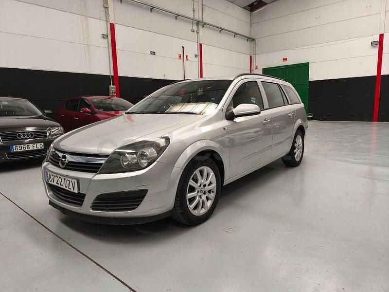 Usado Opel Astra Enjoy 100 CV (73 kW) 2006 Gris / plata Familiar