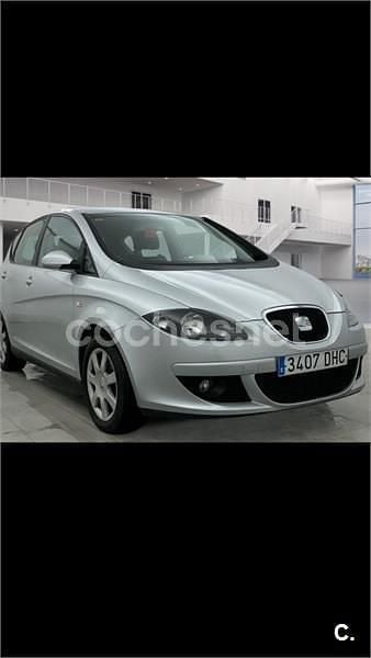 Gris / plata Usado 2005 Seat Altea Stylance Berlina | 4200 € (Precio justo) - Imagen 1/4