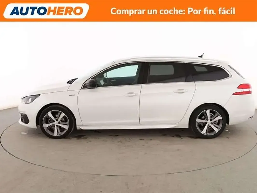 Usado Peugeot 308 GT-line 131 CV (96 kW) 2018 Blanco Utilitario