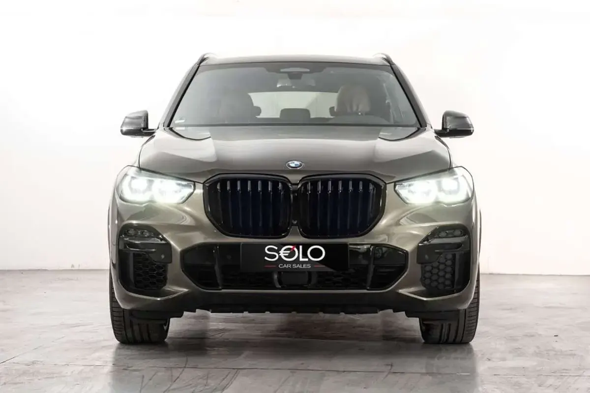 Usado BMW X5 M Comfort Edition 530 CV (389 kW) 2022 Verde SUV