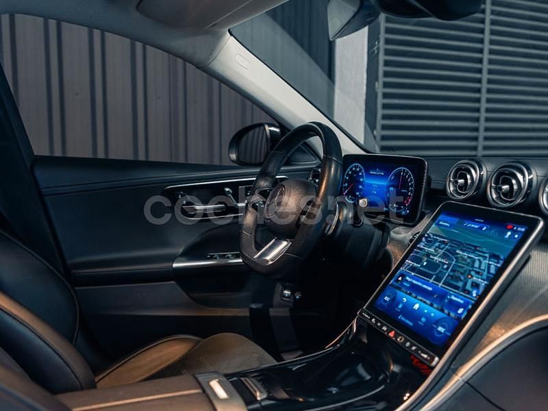 Usado Mercedes C300e 320 CV (235 kW) 2022 Gris / plata Familiar