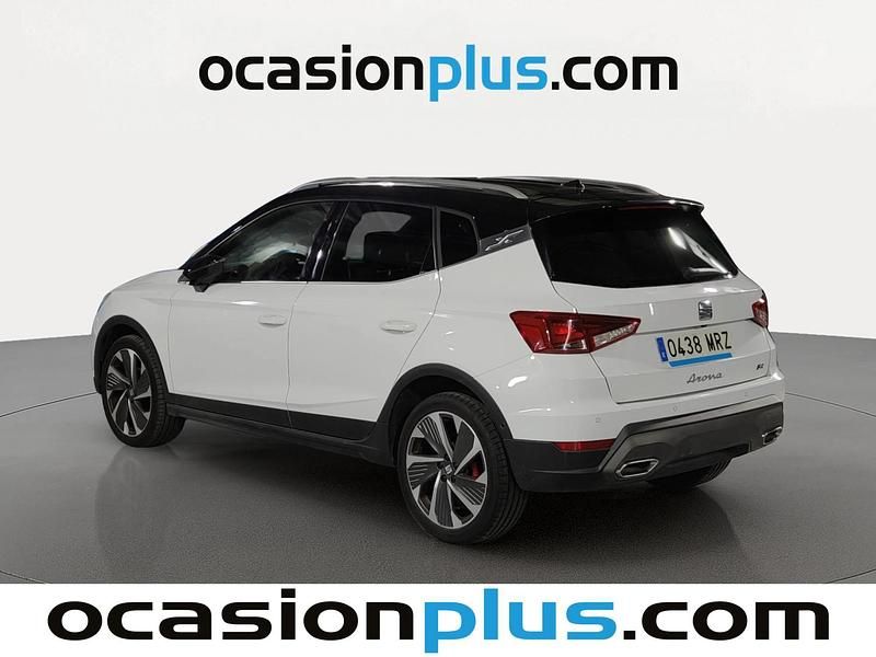 Usado Seat Arona FR 150 CV (110 kW) 2024 Blanco SUV