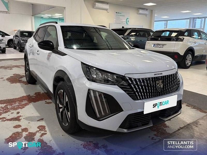 Usado Peugeot 2008 Allure 145 HP (106 kW) 2025 Branco SUV
