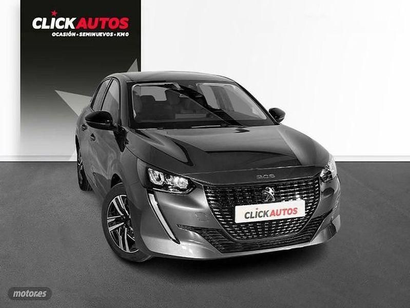 Usado Peugeot 208 Allure 100 CV (73 kW) 2023 Gris Utilitario