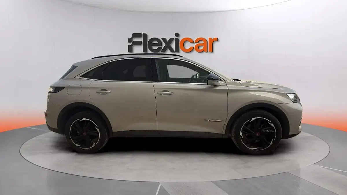 Usado DS Automobiles DS7 Crossback 131 CV (96 kW) 2021 Beige SUV