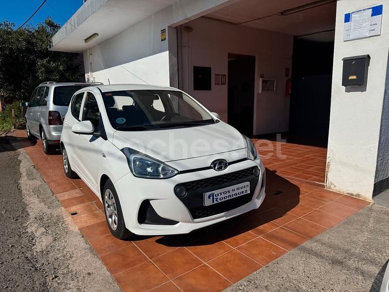 Blanco Usado 2018 Hyundai i10 GO! Utilitario | 7990 € (Buen precio) - Imagen 1/4