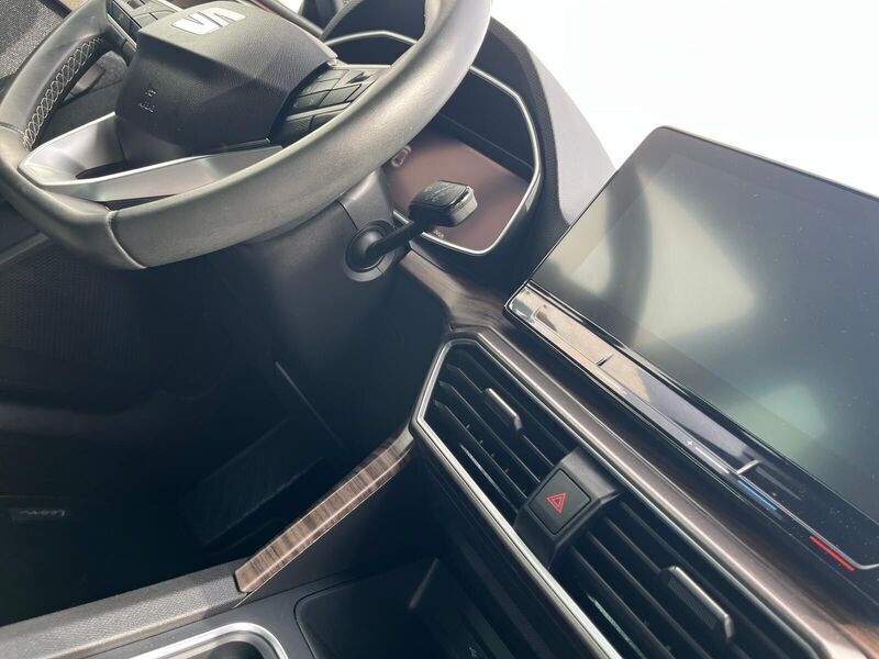 Usado Seat Leon XCELLENCE 150 CV (110 kW) 2021 Azul